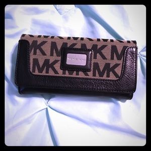 Michael Kors wallet